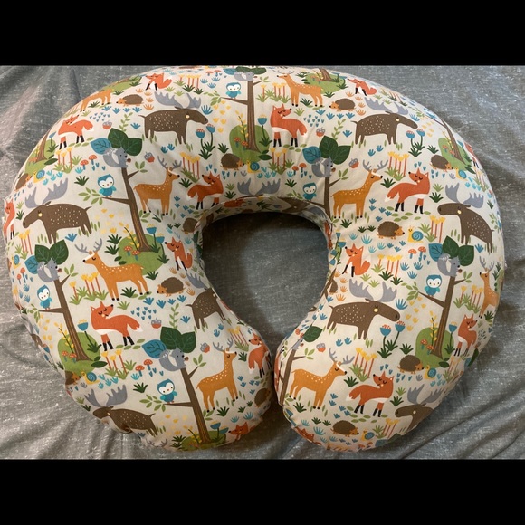 Boppy Pillow - Picture 1 of 2